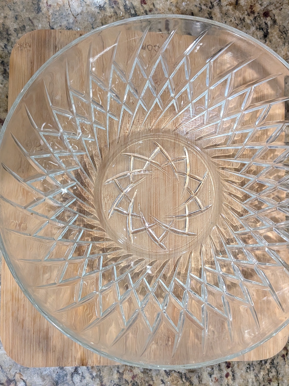 Elegant Clear Glass Decorative Bowl with Cut-Pattern Design